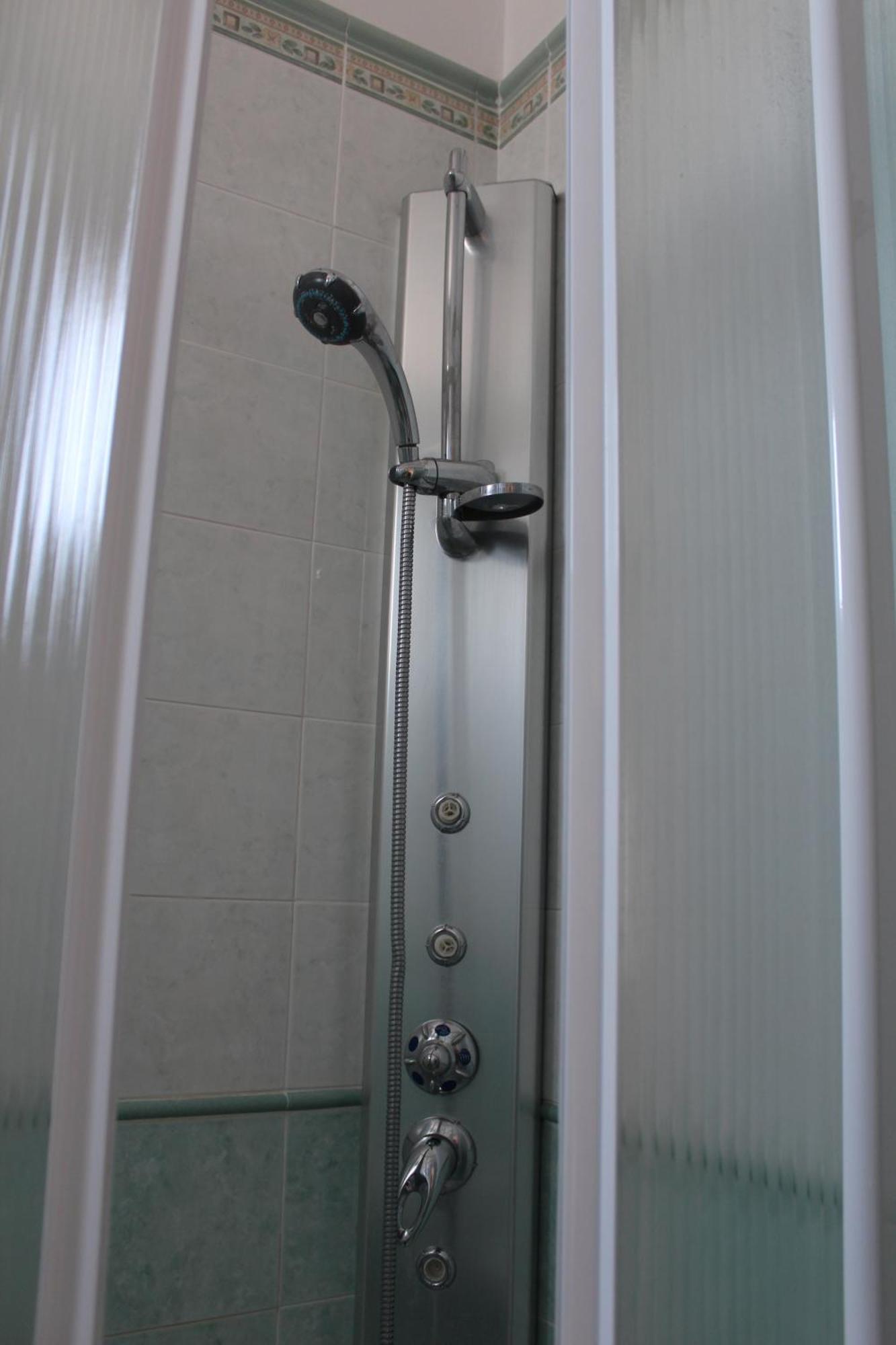 Hotel Verdemare Ріміні Номер фото