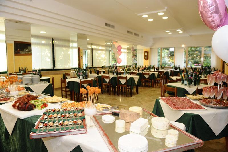 Hotel Verdemare Ріміні Екстер'єр фото